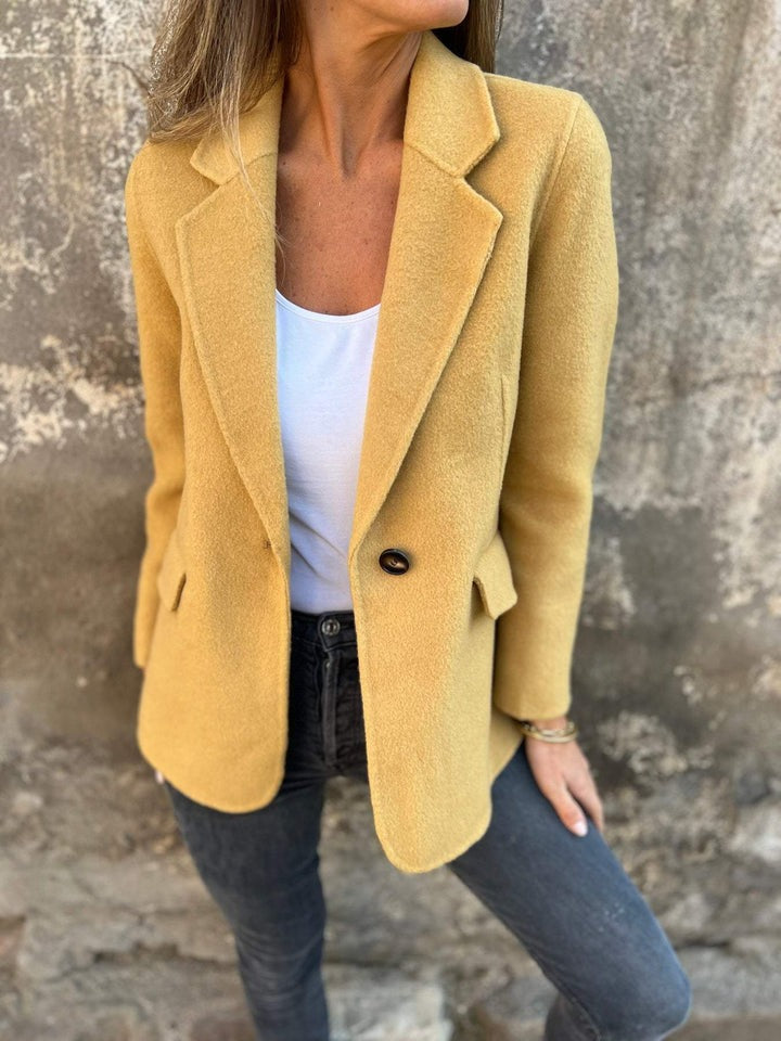 ROSIE | Lässige Jacke mit langen Ärmeln und Revers