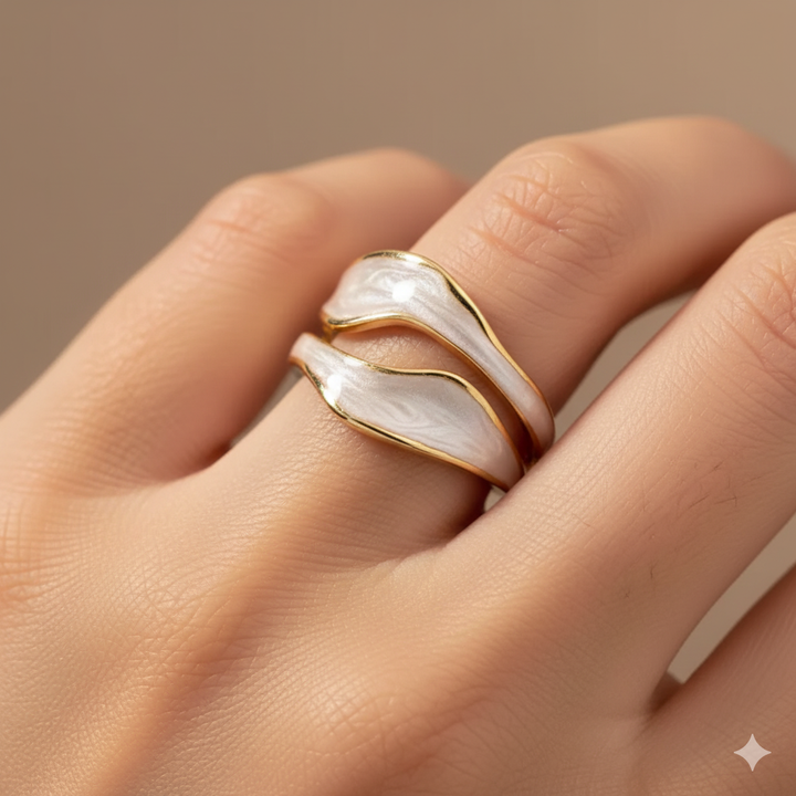 Dream - Vintage White Gold Ring