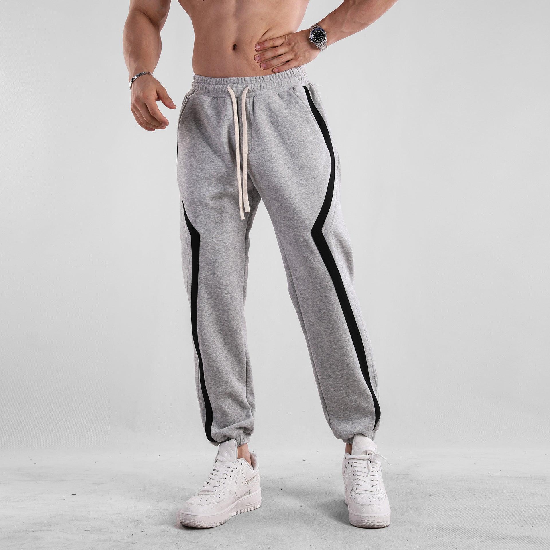 Arian | Gestreifte Casual Jogginghose