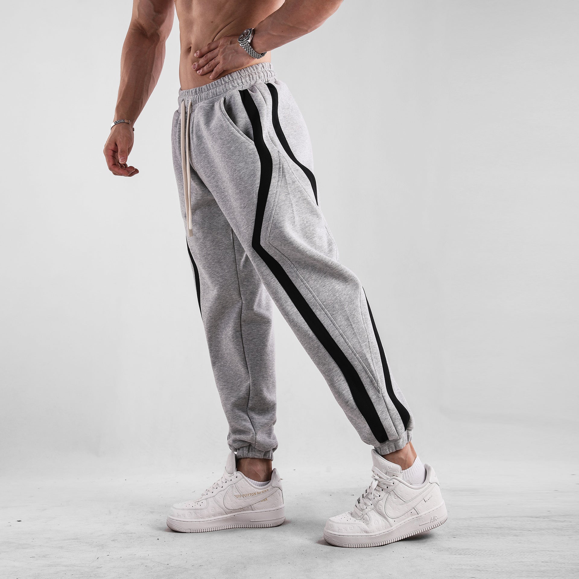 Arian | Gestreifte Casual Jogginghose