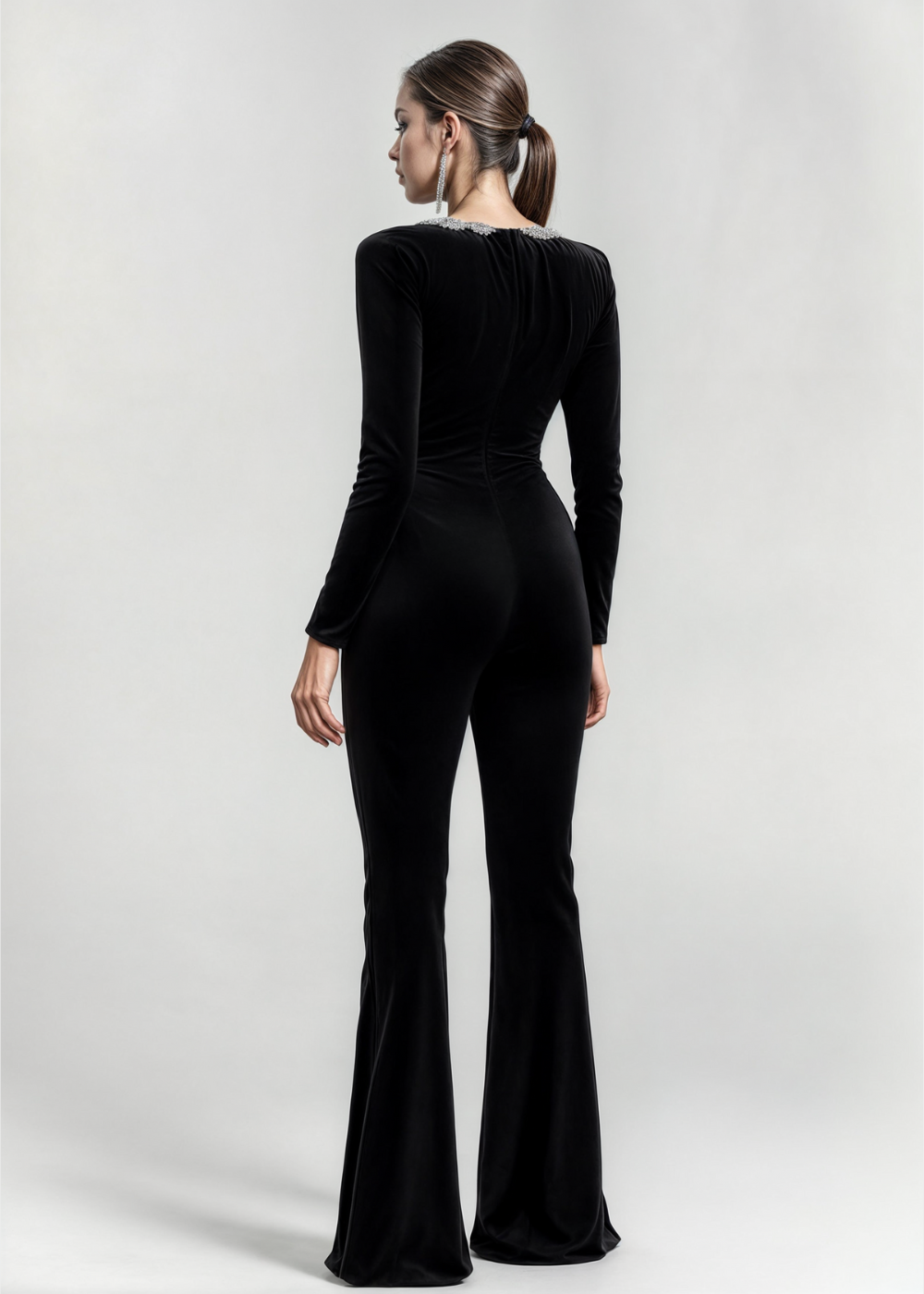 Valeria | Jumpsuit mit detailreichem Ausschnitt